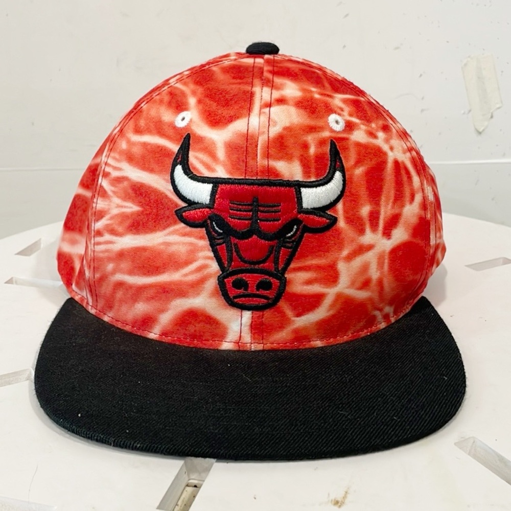 Chicago Bulls Mitchell & Ness NBA SnapBack Cap Hat‎ Tye Dye Red OS